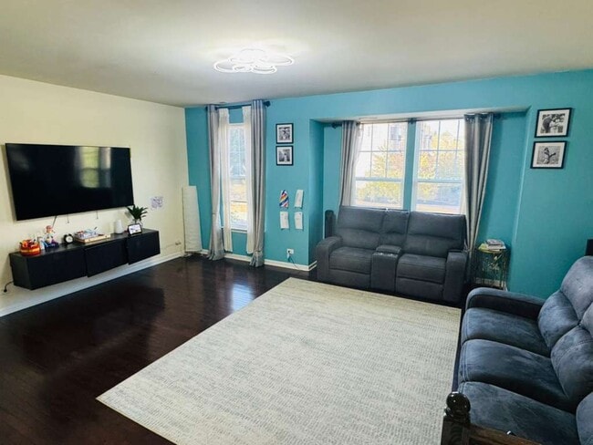 Foto del edificio - 3473 Bradbury Cir