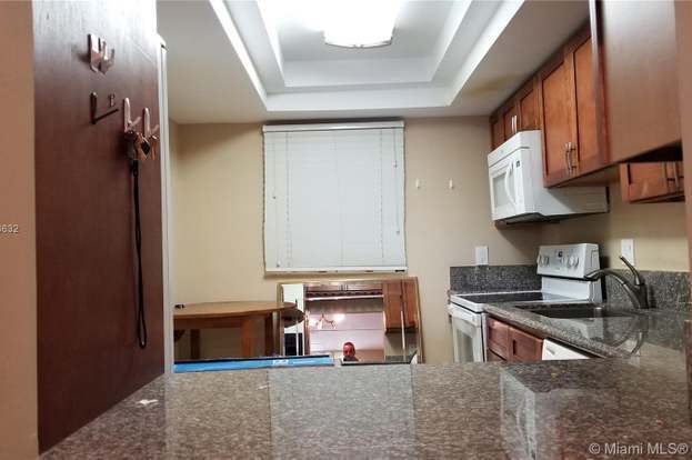 Foto del edificio - 3490 Foxcroft Rd