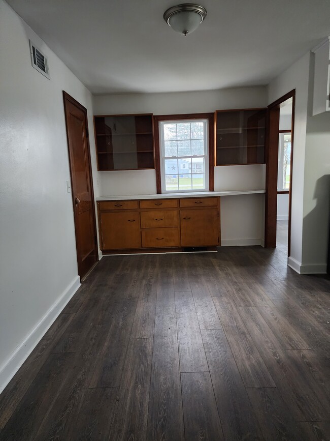 Dining room - 844 Mayflower Dr