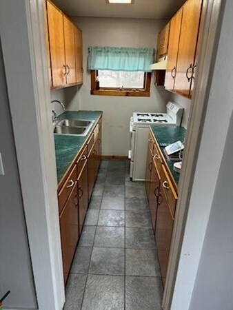 Building Photo - 46 Hambly St