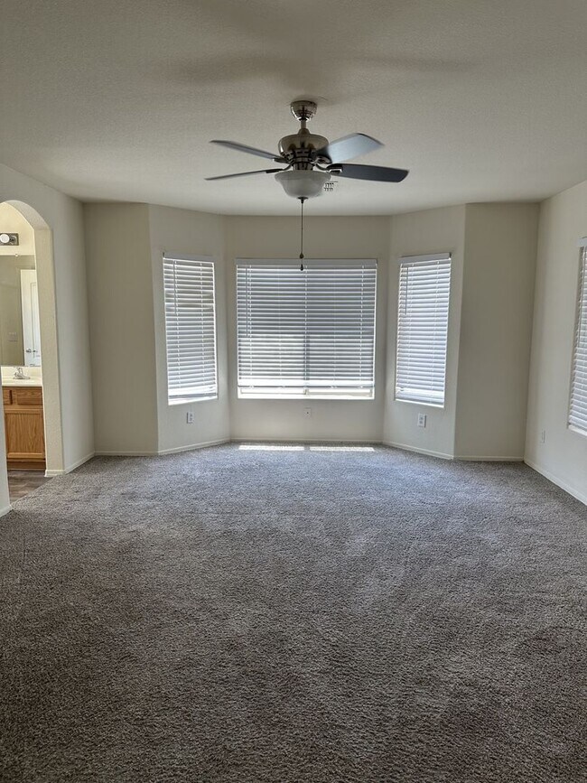 Foto del edificio - 4 Bedroom in San Tan Ranch, Gilbert!