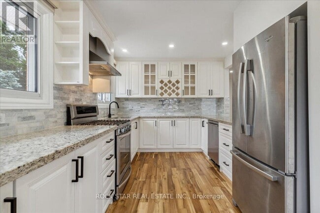 Building Photo - 3675 Glencolin Ct