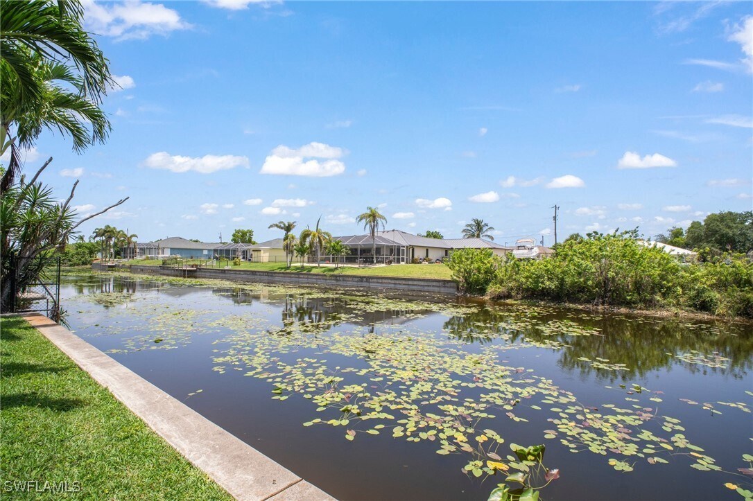 Foto principal - 722 SW 35th St