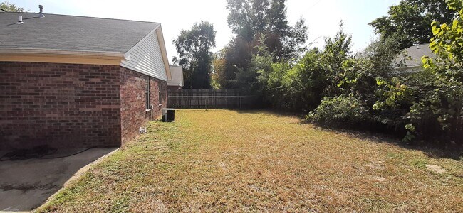 Foto del edificio - 119 Autumn Cove