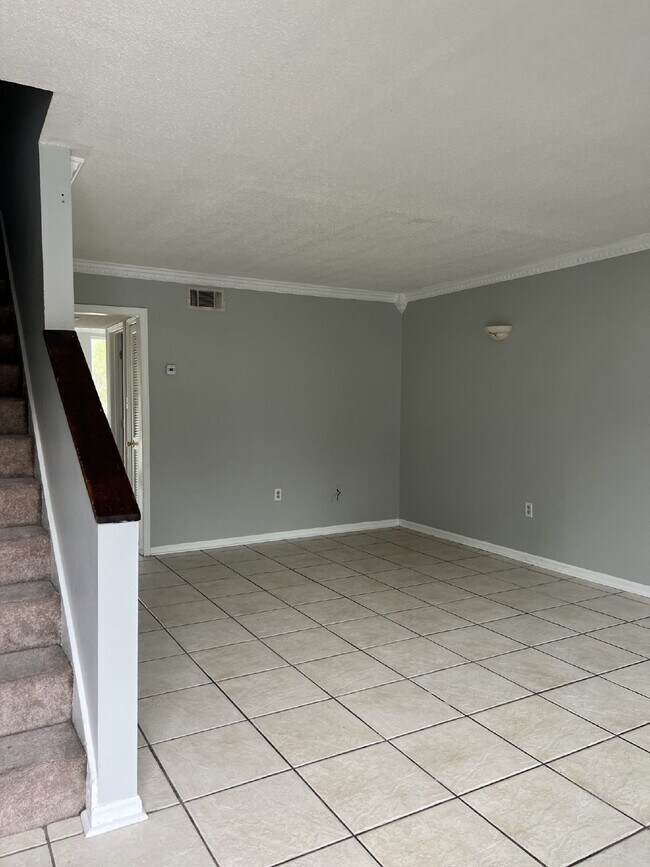 Foto del edificio - Townhome for Rent