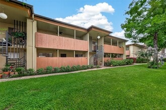 Building Photo - 7714 Renwick Dr