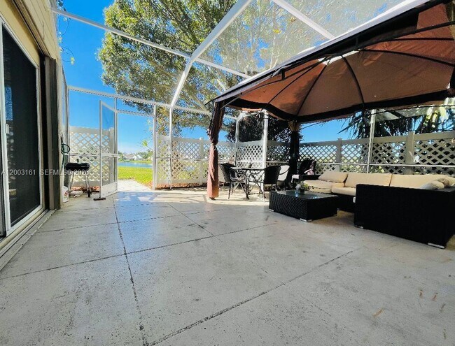 Foto del edificio - 3901 Medford Ct