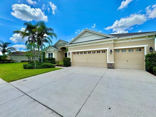 Building Photo - 10530 Palm Cove Ave