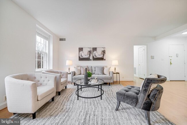 Building Photo - 3701 39th St NW