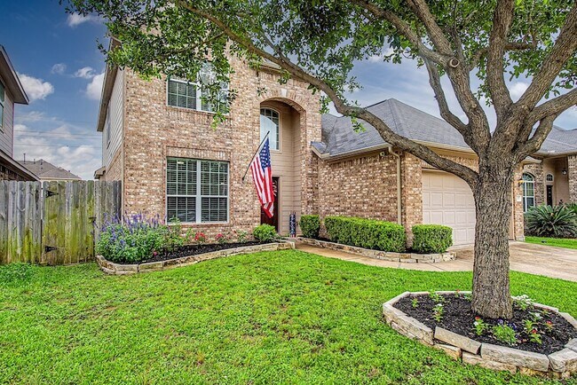 Building Photo - 24423 Hikers Bend Dr