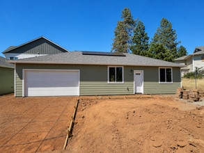 Building Photo - 5581-5581 Linrich Ln
