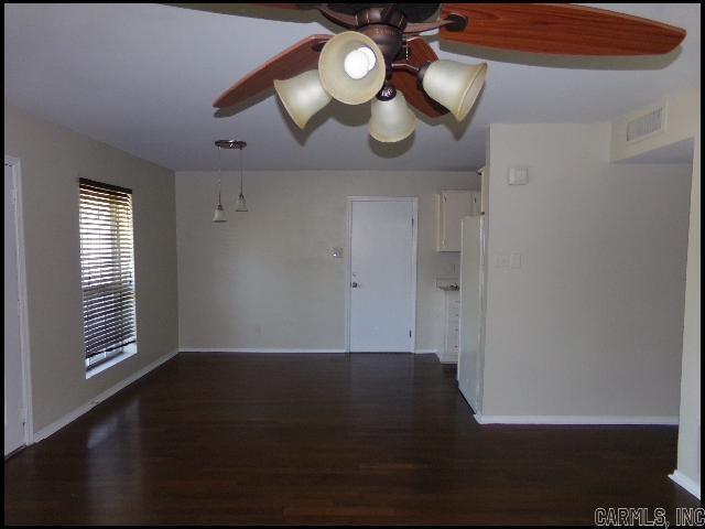 Foto del edificio - 21 Kingspark Dr