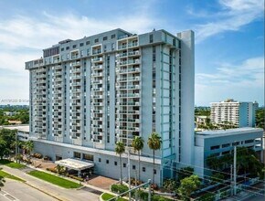 Building Photo - 13499 Biscayne Blvd