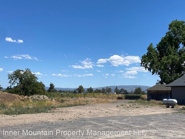 Foto del edificio - 4 br, 2 bath House - 26169 Willard Rd