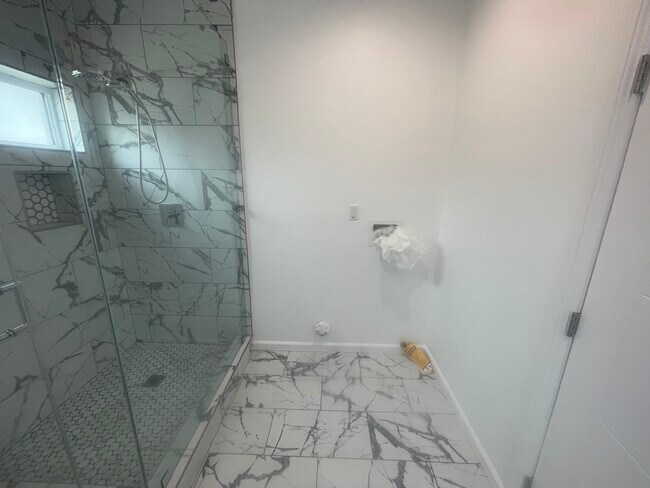 Foto del edificio - 10863 Nettleton St