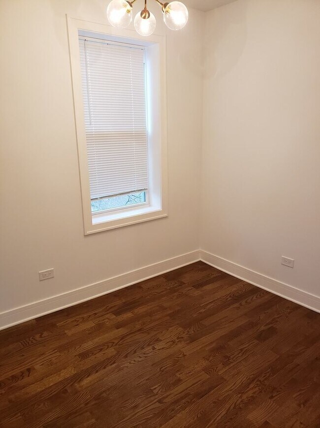 Foto del edificio - 2347 W Taylor St