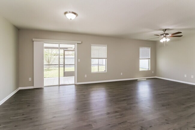 Building Photo - 95017 Timberlake Dr