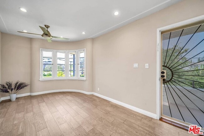 Building Photo - 1546 S Holt Ave