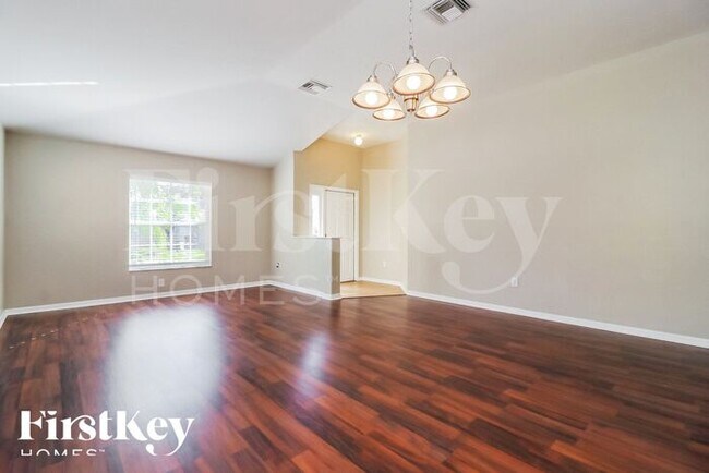 Foto del edificio - 31421 Glendalough Way