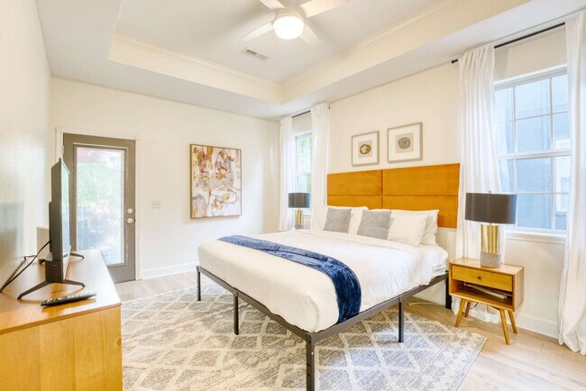 Foto del edificio - 1517 NW Bell Royal Ct