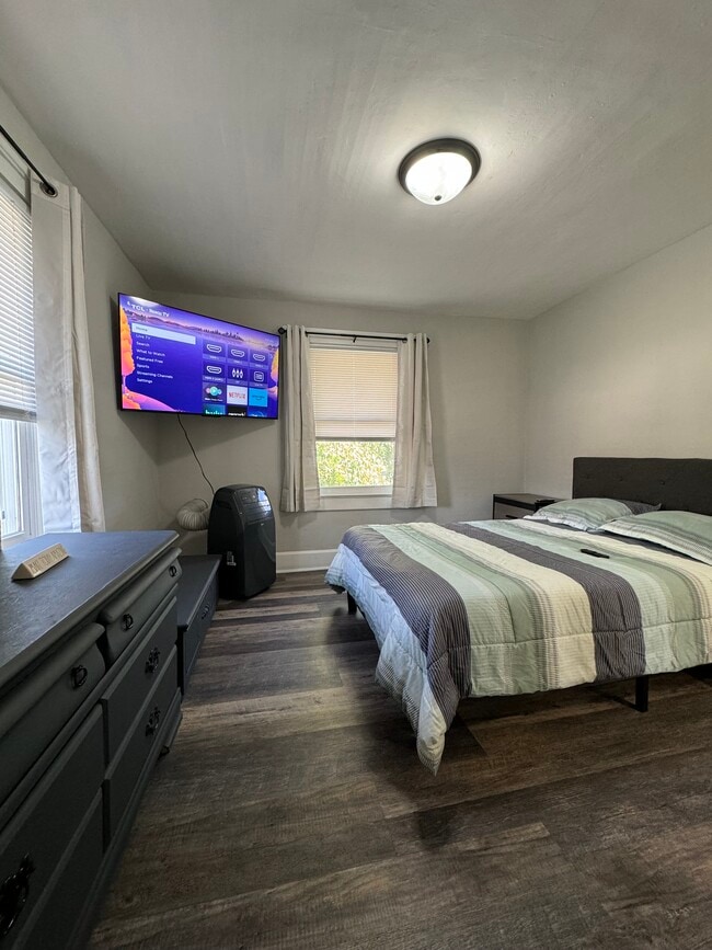 Photo - 1230 N Kealing Ave House