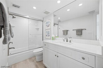 Building Photo - 3443 Gulf Shore Blvd N