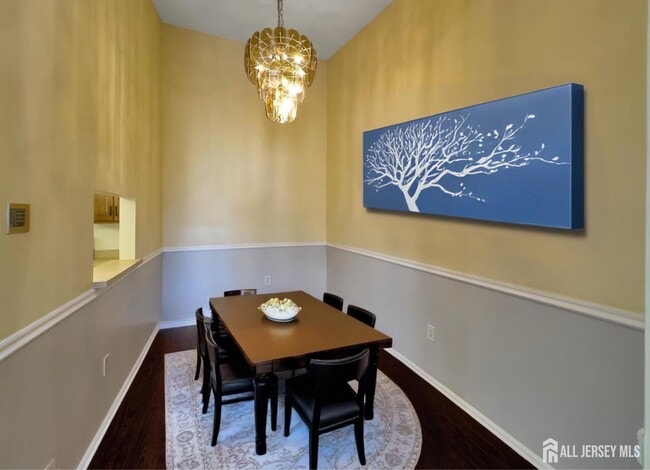 Foto del edificio - 479 Danbury Ln