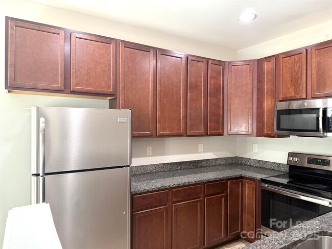 Building Photo - 10577 Bunclody Dr