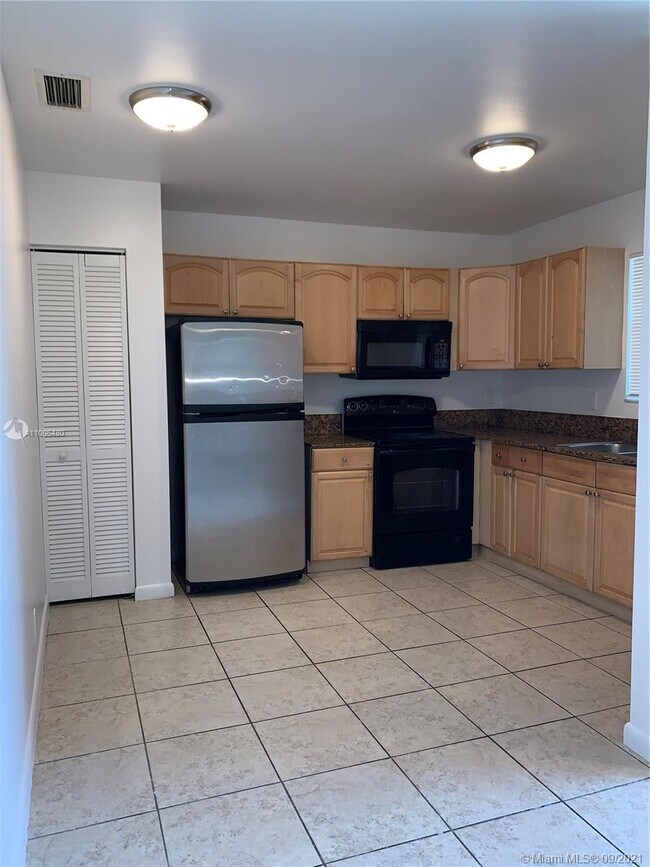 Foto del edificio - 3171 Auburn Blvd