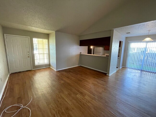 Building Photo - 7603 Woodstone Cove