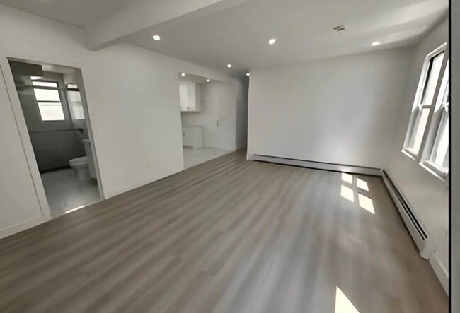 Building Photo - 235-33-235148 148th Rd