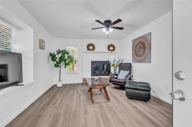 Building Photo - 1319-1321 Parkway Ct