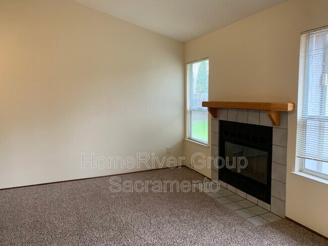 Building Photo - 1022 Haman Way