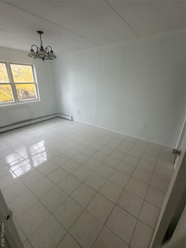 Foto del edificio - 43 Menahan St