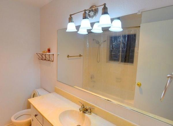 Foto del edificio - 2121 Fountain View Dr