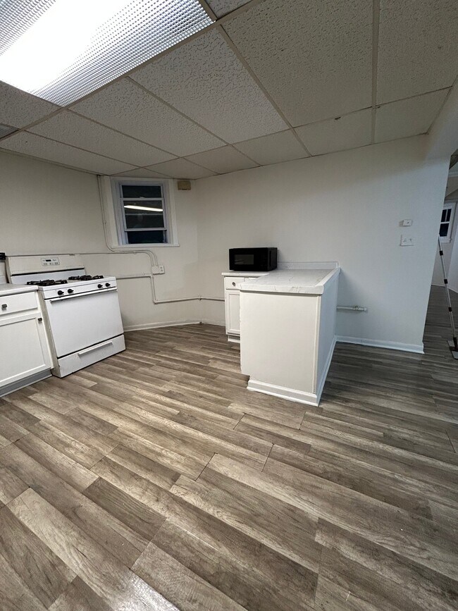 Foto del edificio - 5710 N Rockwell St