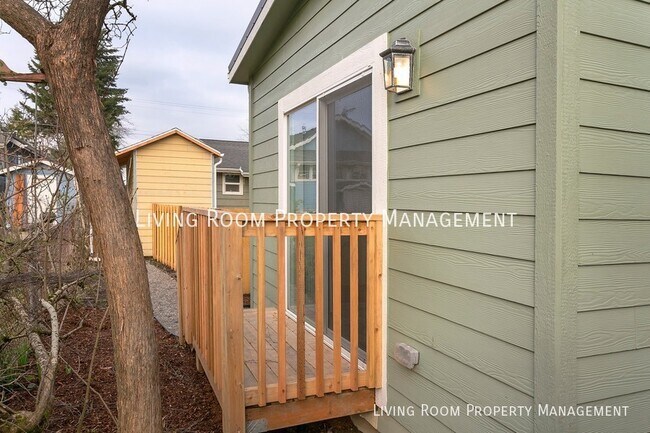 Foto del edificio - Tiny Home Available in Westmoreland Neighb...