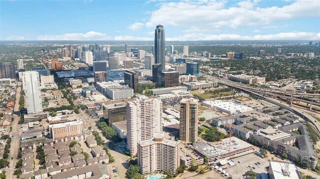 Foto del edificio - 3505 Sage Rd