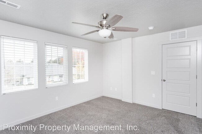 Foto del edificio - 3 br, 2.5 bath House - 1261 S. Bent Rock Ave
