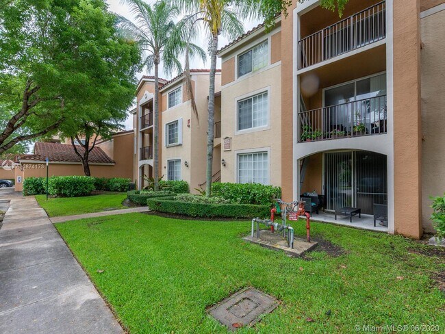 Building Photo - 2041 Renaissance Blvd