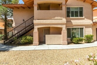 Building Photo - 350 S Durango Dr