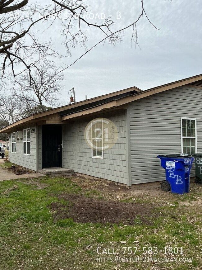 Foto del edificio - 8024 Thompson Rd