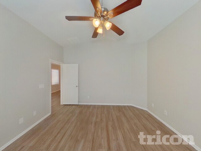 Building Photo - 40441 W Thornberry Ln