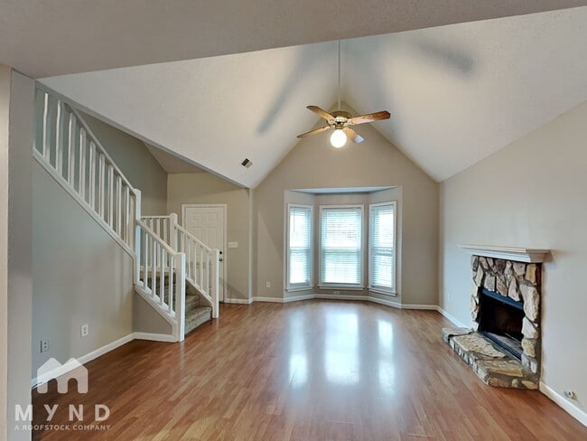 Building Photo - 1380 Paddocks Way