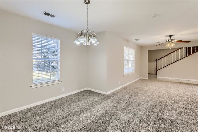 Building Photo - 4 br, 3 bath House - 3100 Brookview Drive ...