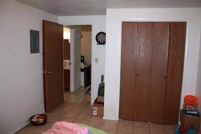 Foto del edificio - 296 W 1100 N