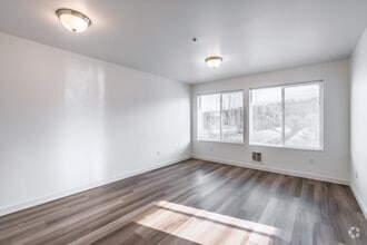 Interior Photo - Broadway Apartments