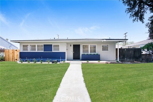 Building Photo - 7515 Magnolia Ave