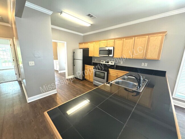 Foto del edificio - 3BR/2.5BA For Rent