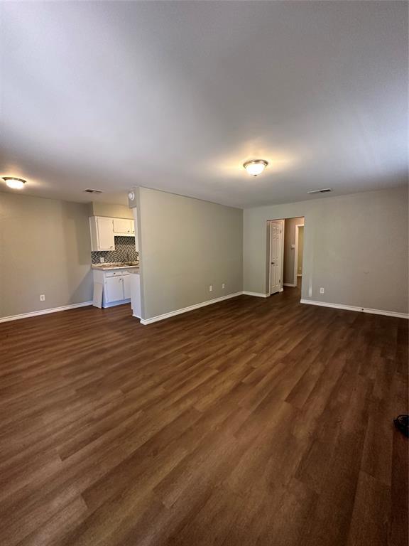 Foto del edificio - 4805 Teri Rd